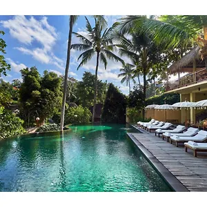 Resort Komaneka At Rasa Sayang ****